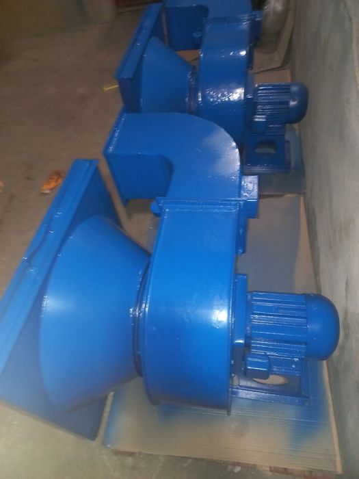 Продам витяжки нові