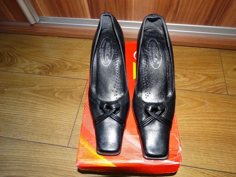 Buty pantofle skóra naturalna 35 (23 cm)