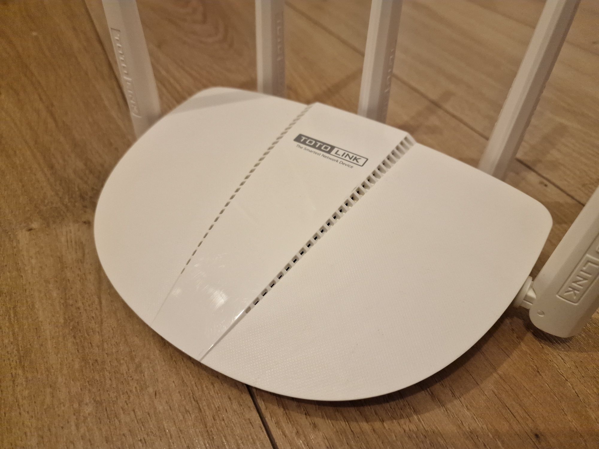 Router TOTOLINK A810R AC1200 WiFi 5 GHz