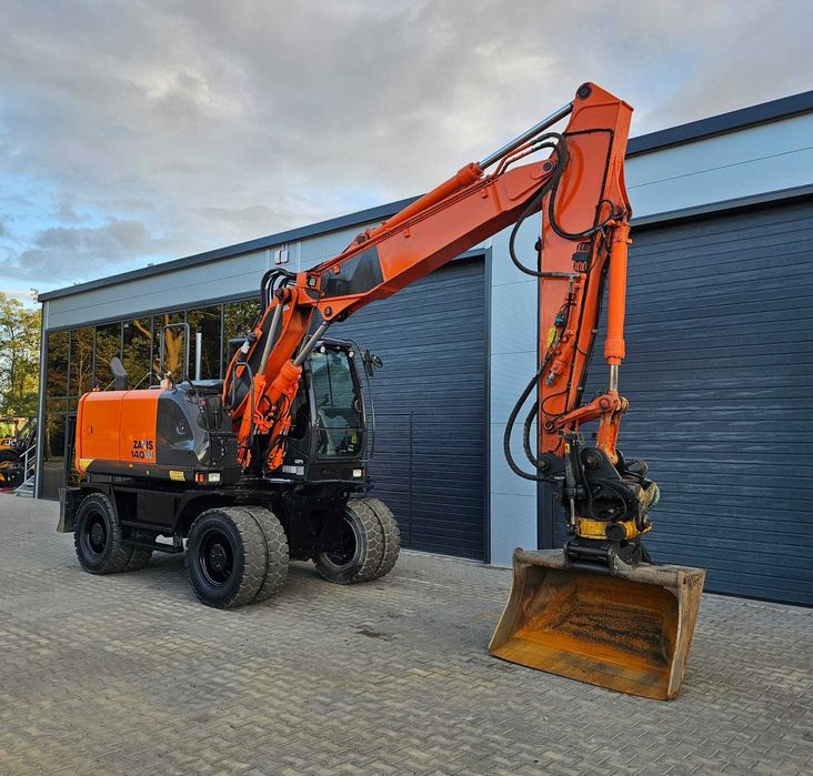 HITACHI ZX140W-5 ORYGINAŁ 2016r Rototilt Engcon GPS Leica SVAB