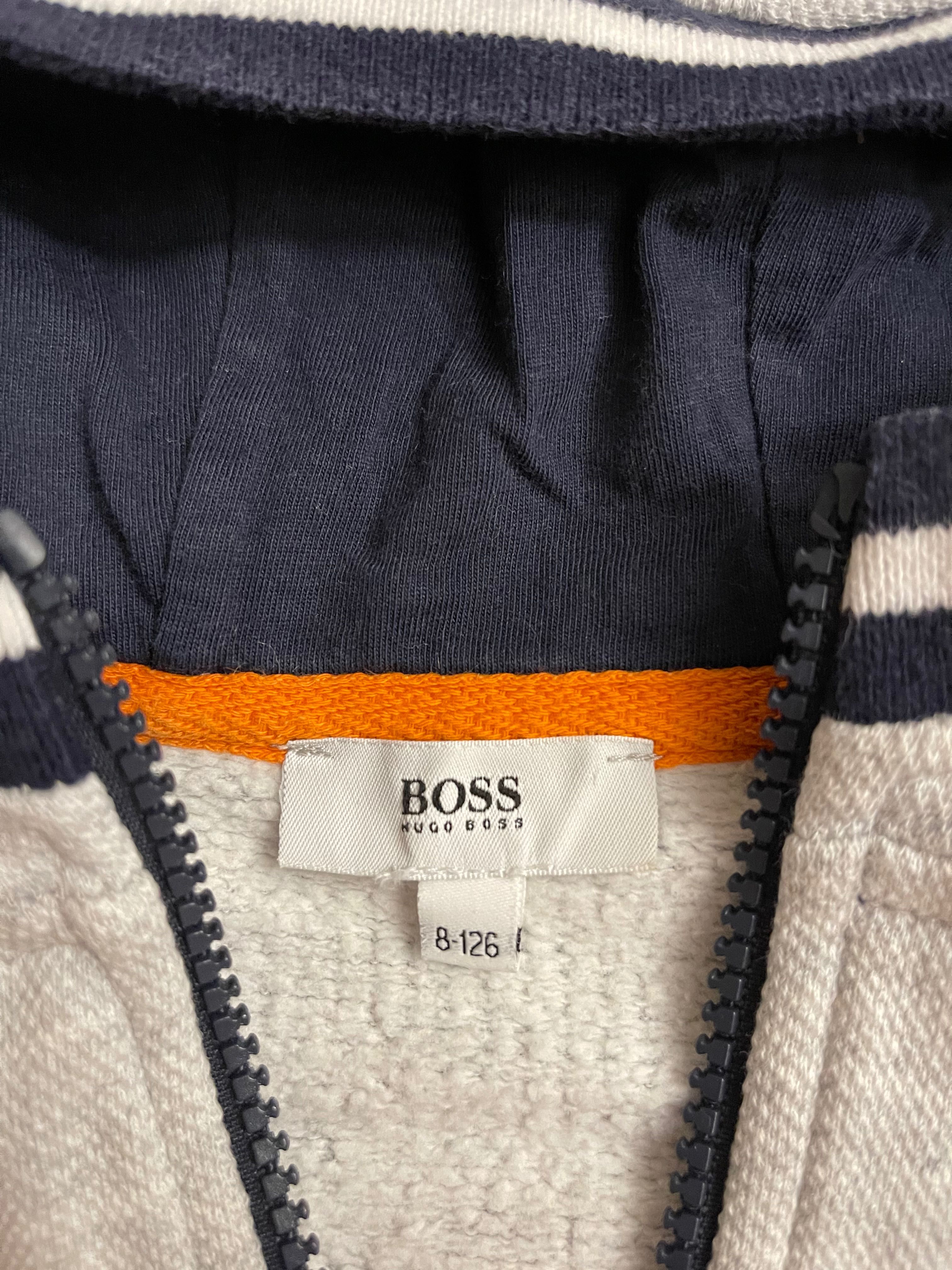 Bluza chłopięca 122-128 Hugo Boss - jak nowa!