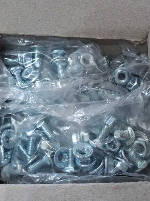 Śruba z łbem grzybowym FLM 6X12 M6 100 sztuk Niedax