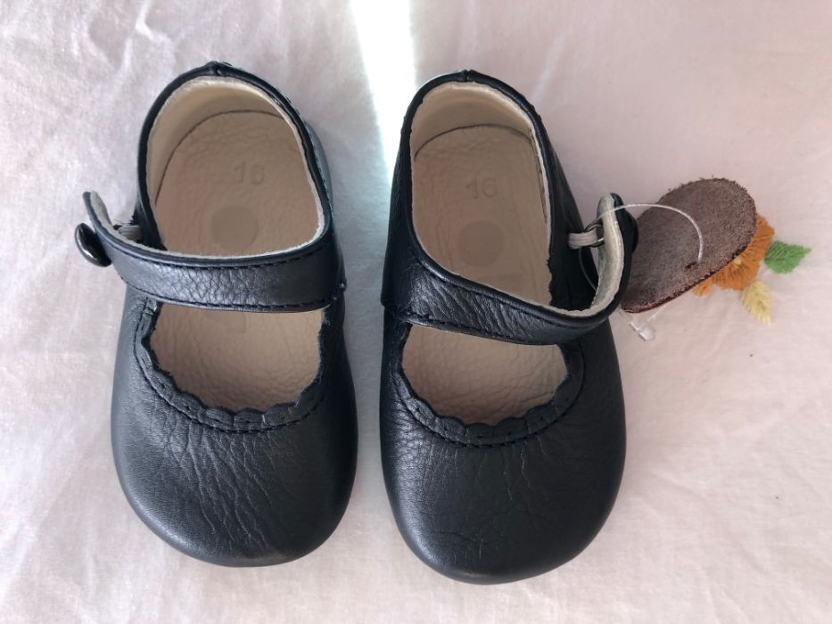 Sapatos Baby OTS :: TAM 16 (NOVOS)