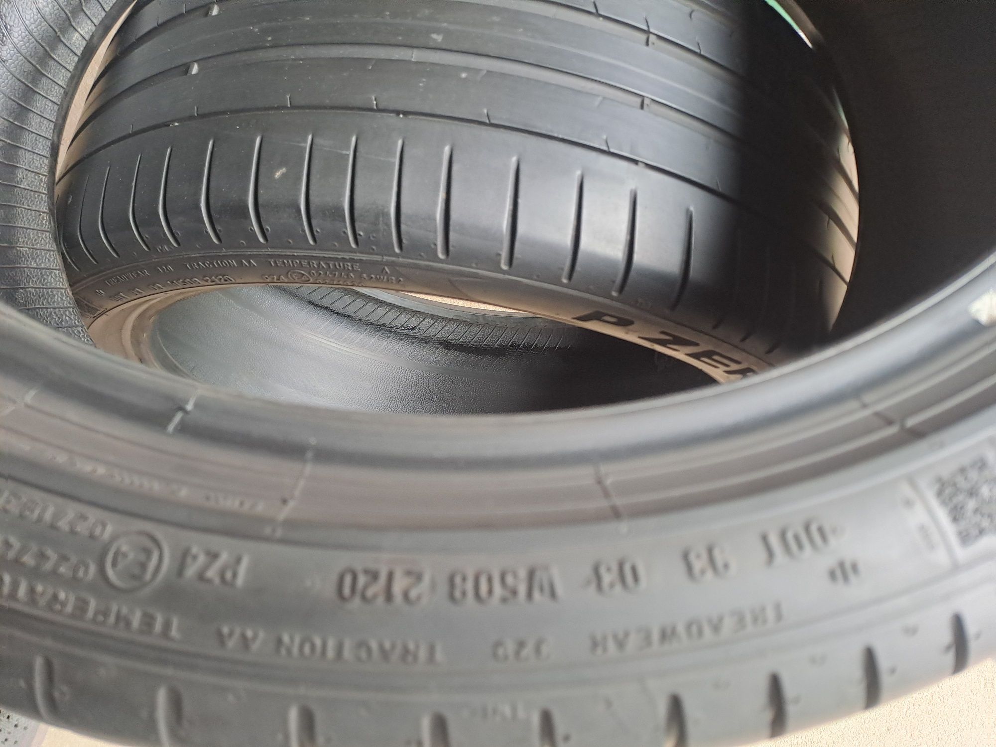 Opony 255 35 R19 Pirelli P zero Run flat Bmw