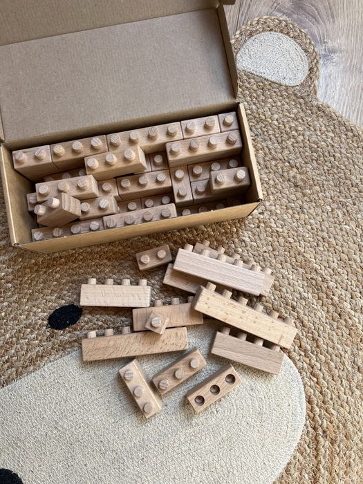 Деревʼяний конструктор. Деревʼяні кубики
