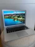Apple Macbook Air 2017 13 cali 8 GB
