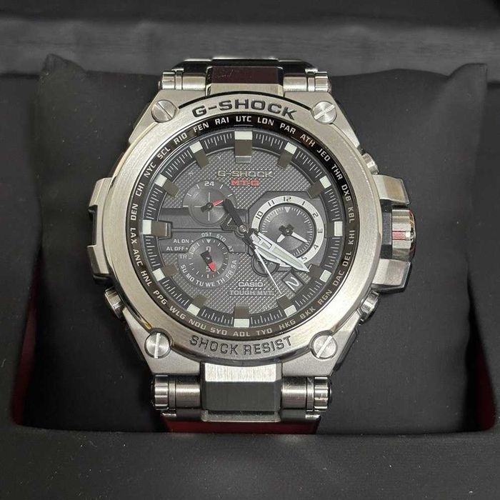 Продам годинник CASIO G-SHOCK MTG-S1000D-1AJF