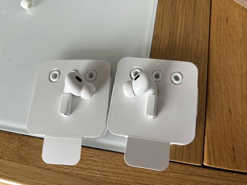 Oryginalna sluchawka Airpods 2 Pro