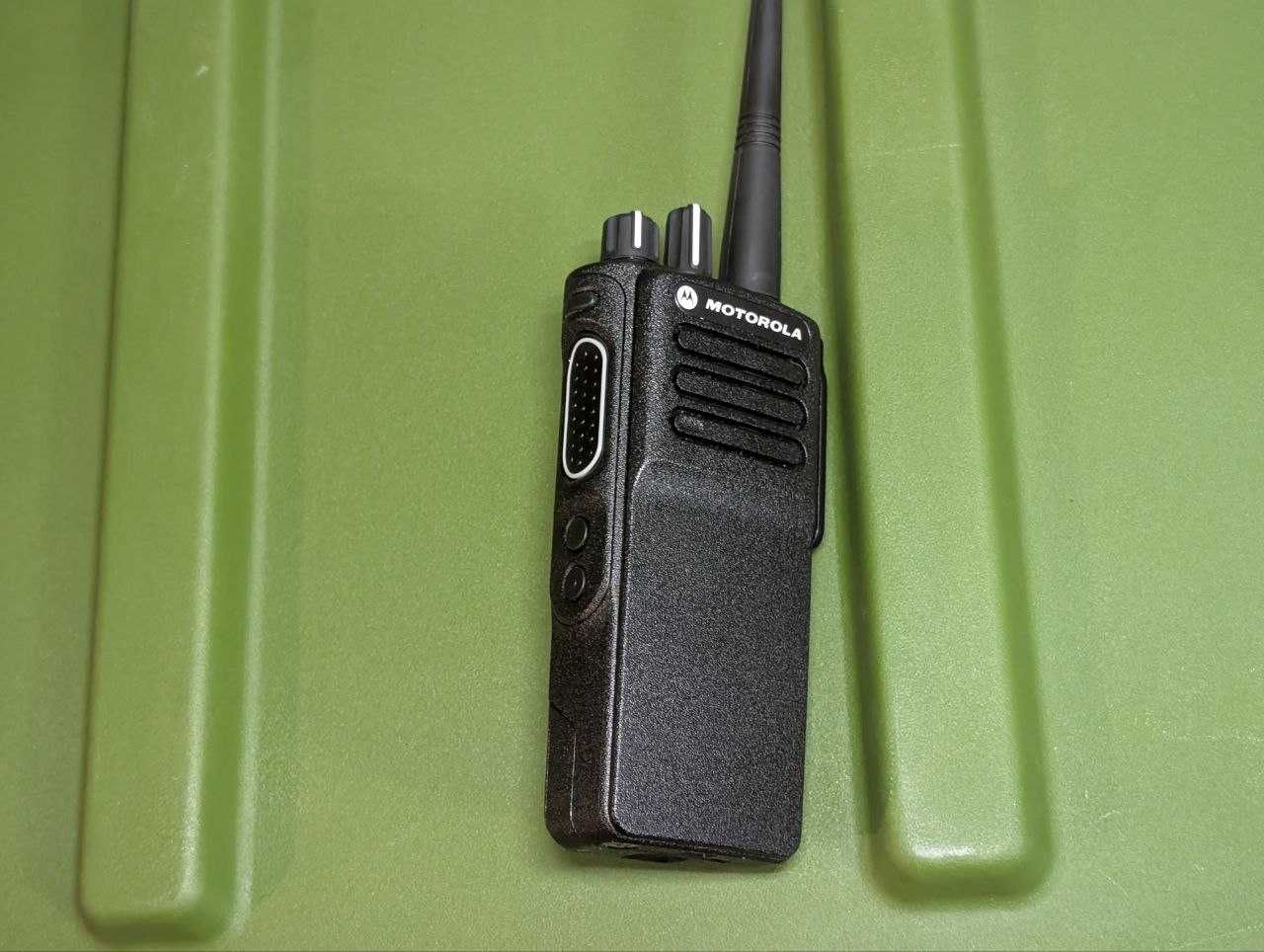 Радіостанція Motorola DP 4400e UHF AES 256, стан нової (обмін на VHF)