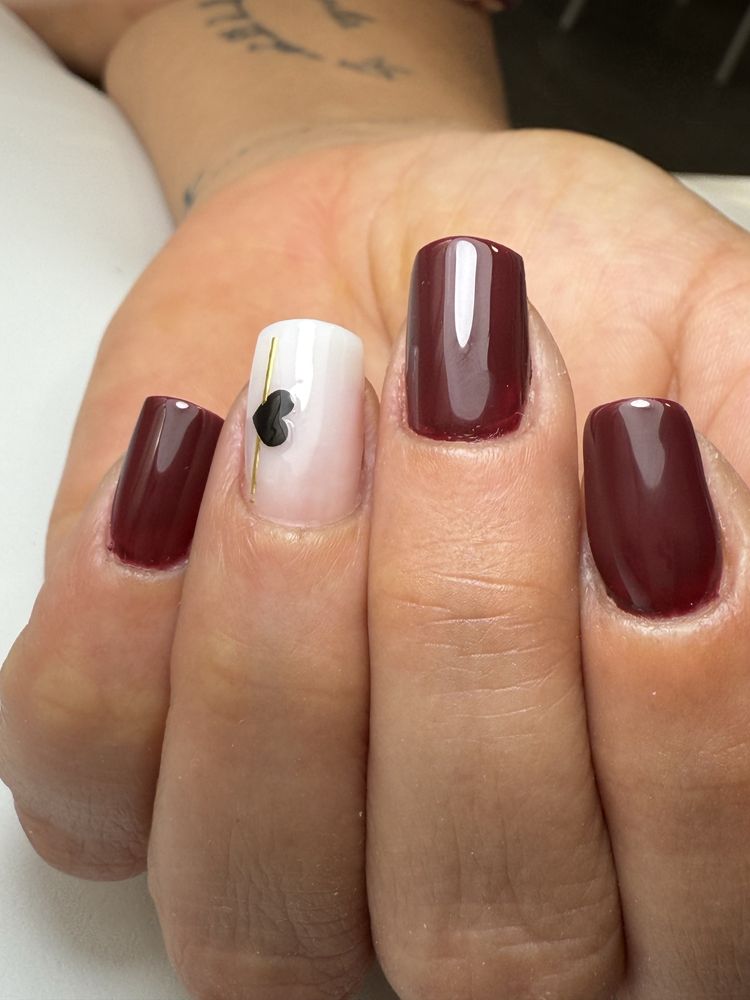 Unhas  em gel (Manicure e pedicure)