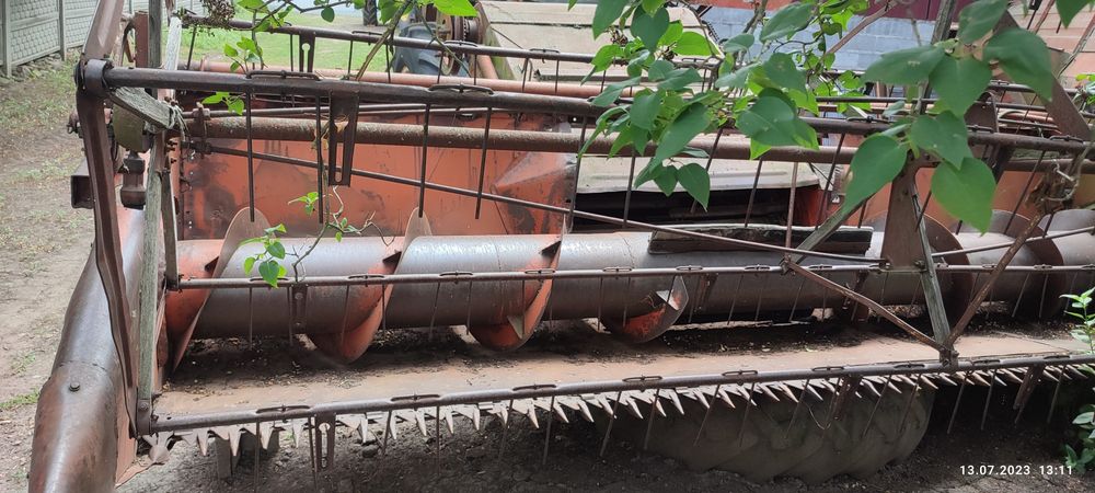 Комбайн Нива СК 5 під розбір або відновлення