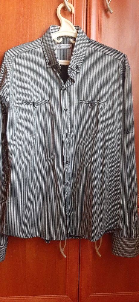 Koszula w paski z długim rękawem nowa rozmiar XL marki GIESTO.