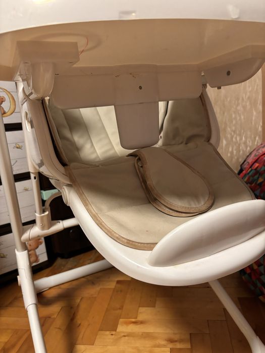 Крісло гойдалка Carello