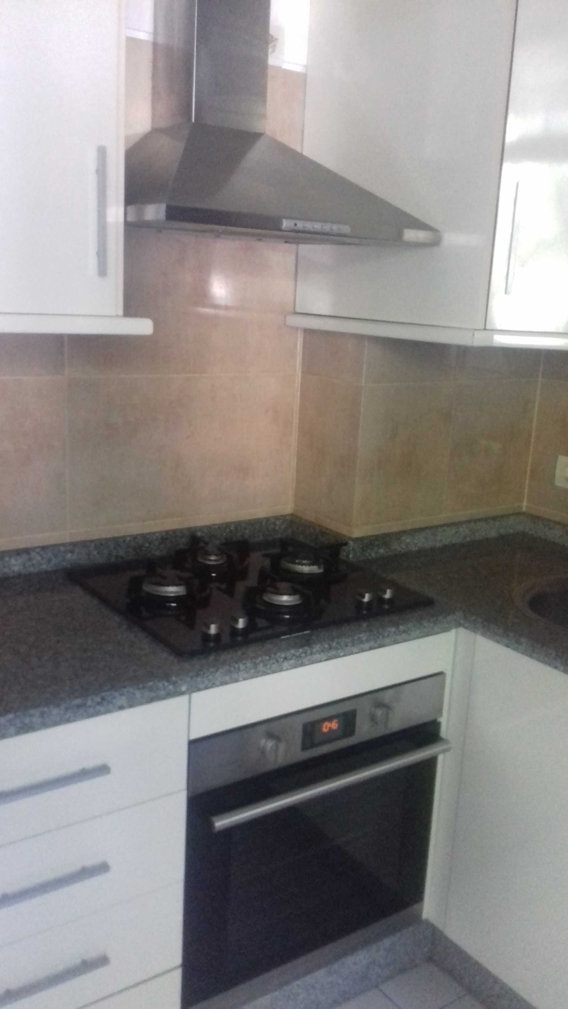 Vende-se T2 - Excelente oportunidade de investimento em Évora