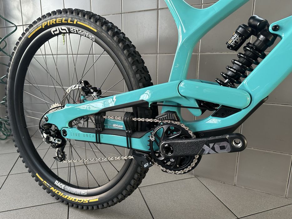 Rower zjazdowy DH YT Tues Core 4 2023 Large 29 bardzo zadbany