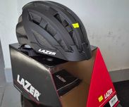 Kask rowerowy LAZER Compact – lekki, wygodny i uniwersalny. Nowy!