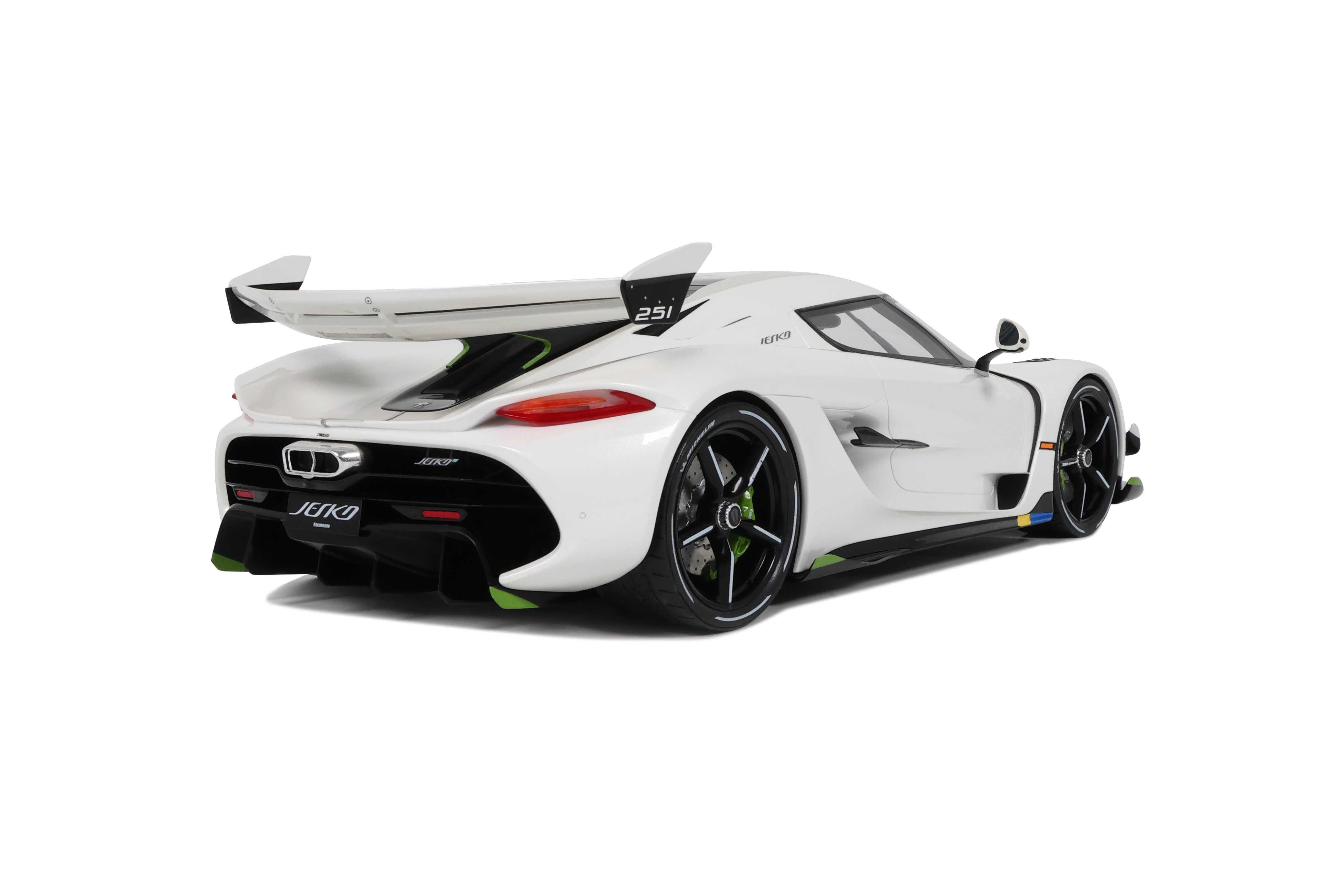 Koenigsegg Jesko Attack Crystal White Pearl GT Spirit 1:12