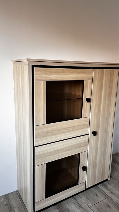 Witryna komoda dąb sonoma