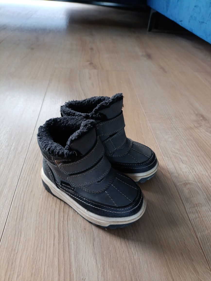 Buty zimowe przeciwdeszczowe r. 24/25 Reserved Stan bdb