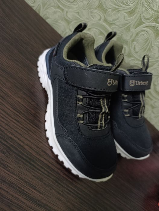 Кросовки р31 (20см)