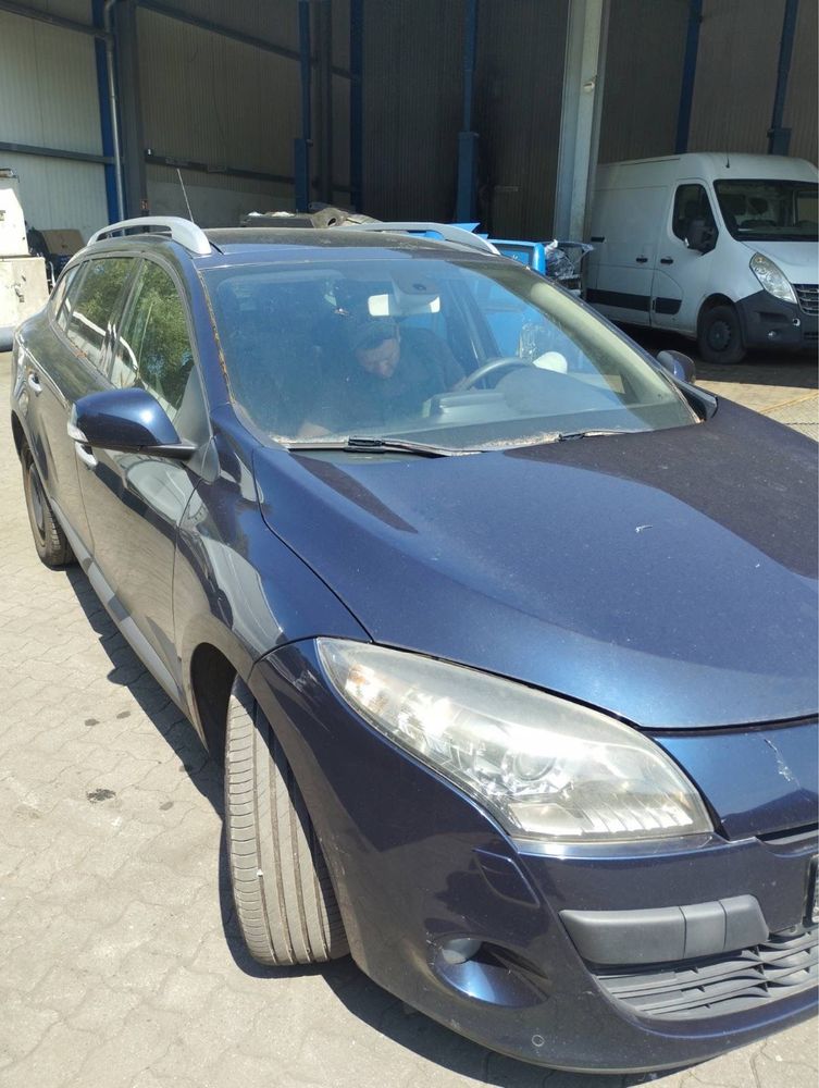 Бампер Renault Megane 3 двері крило капот дзеркало Меган 3