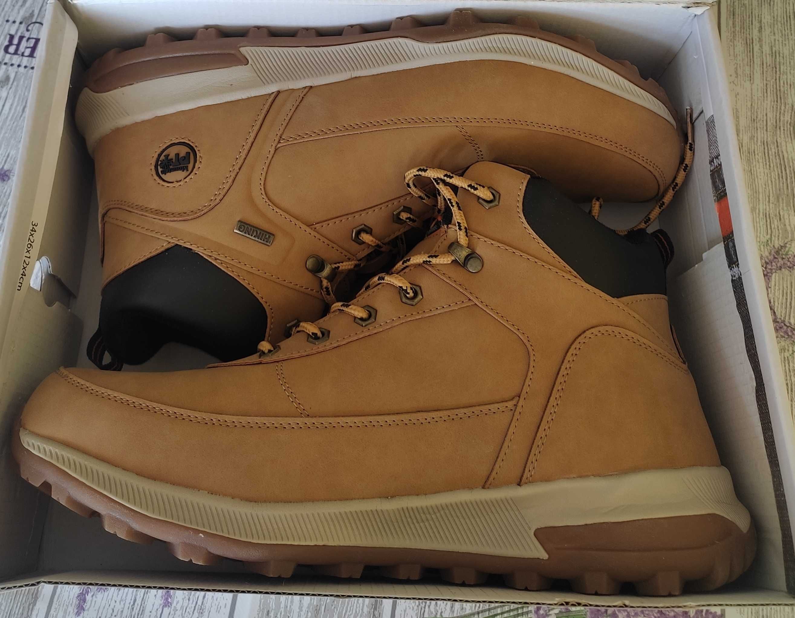 Buty zimowe z futerkiem rozmiar 46