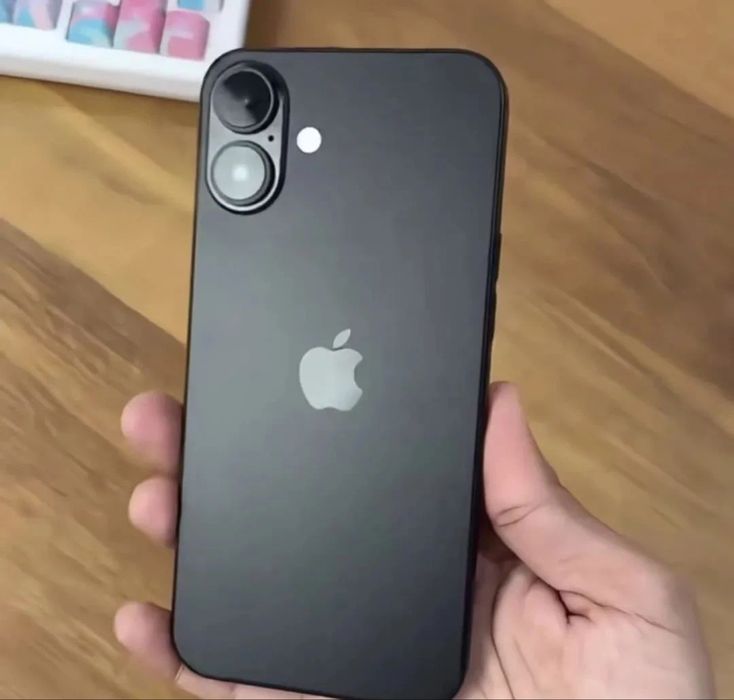 Apple iPhone 16 plus Preto 128GB NOVO fat garantia 2 anos bateria 100%