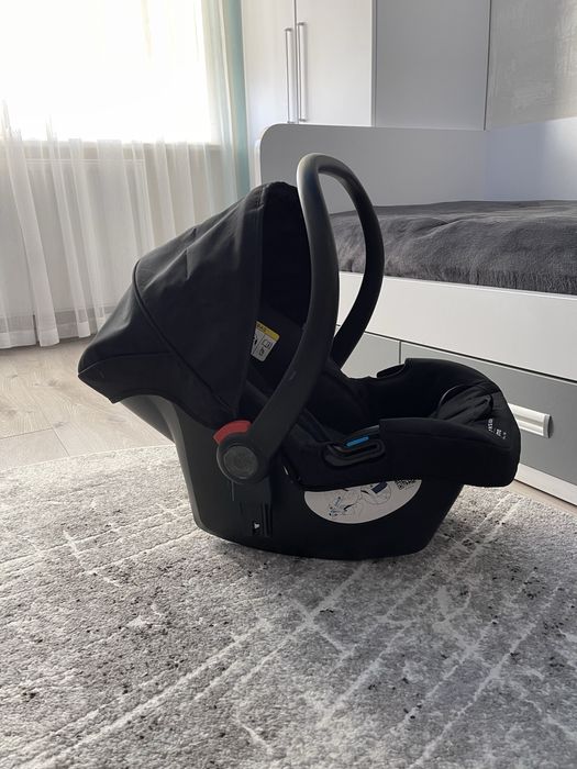 Дитяче автокрісто автокресло