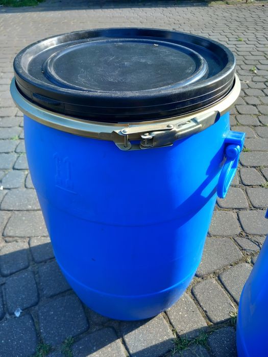 Beczki 60 L plastikowe