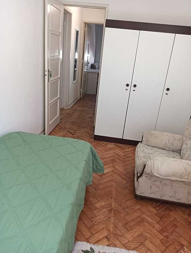 Quarto, Lisboa, Lumiar