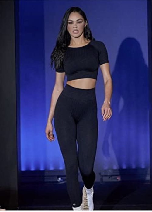 Спортивний костюм новий (легінси+топ)