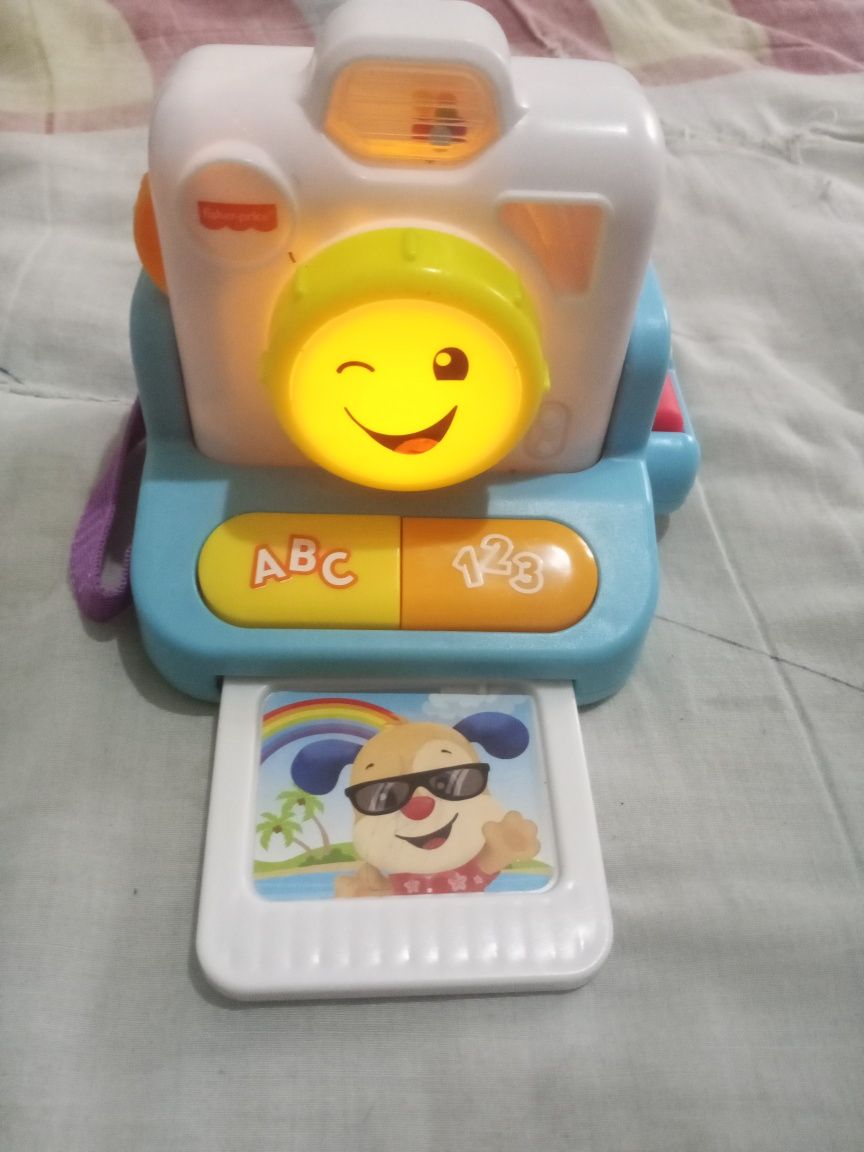 Brinquedo câmera de bebê Fisher price