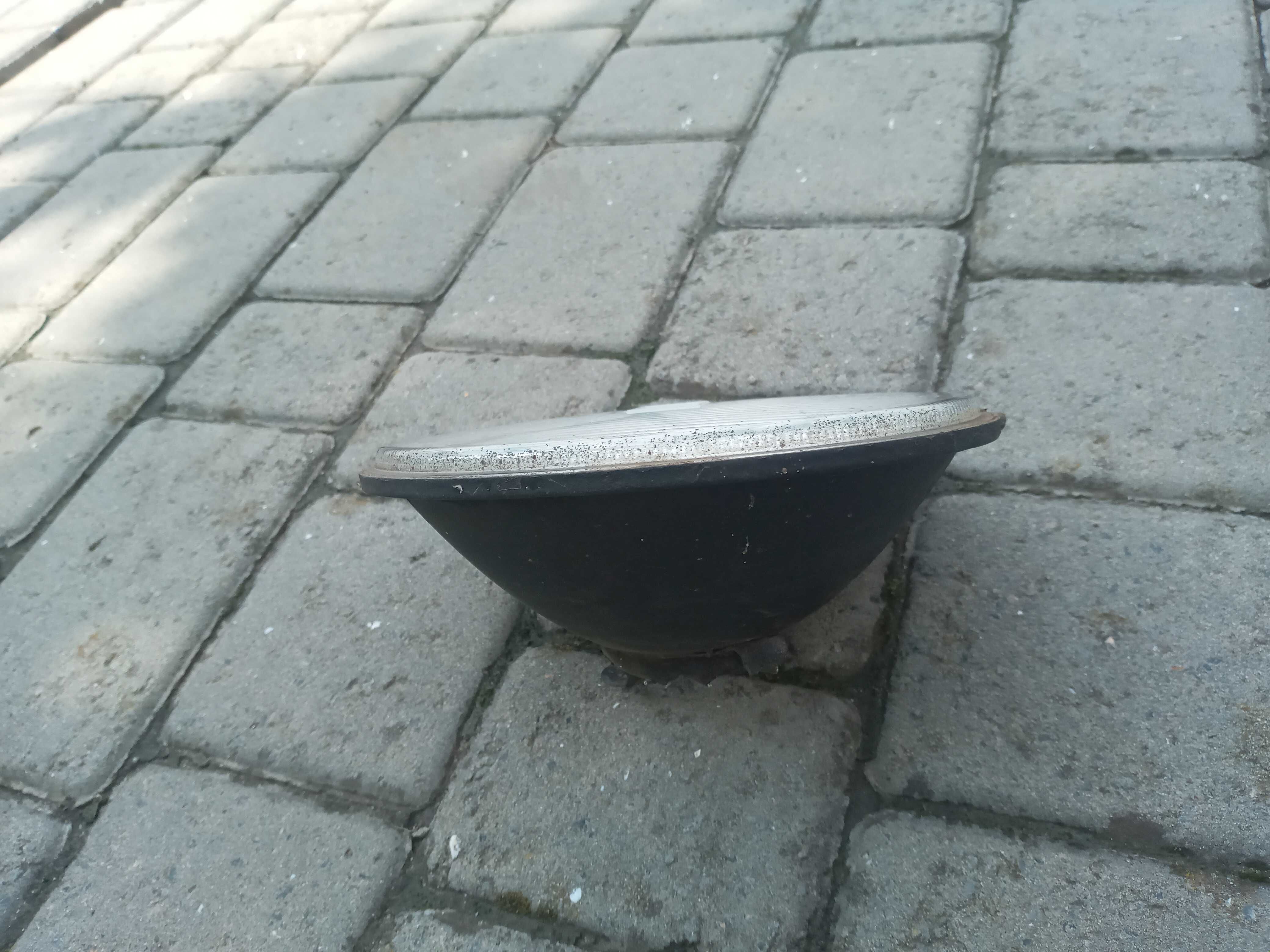 Продам галогенку дополнительную фару