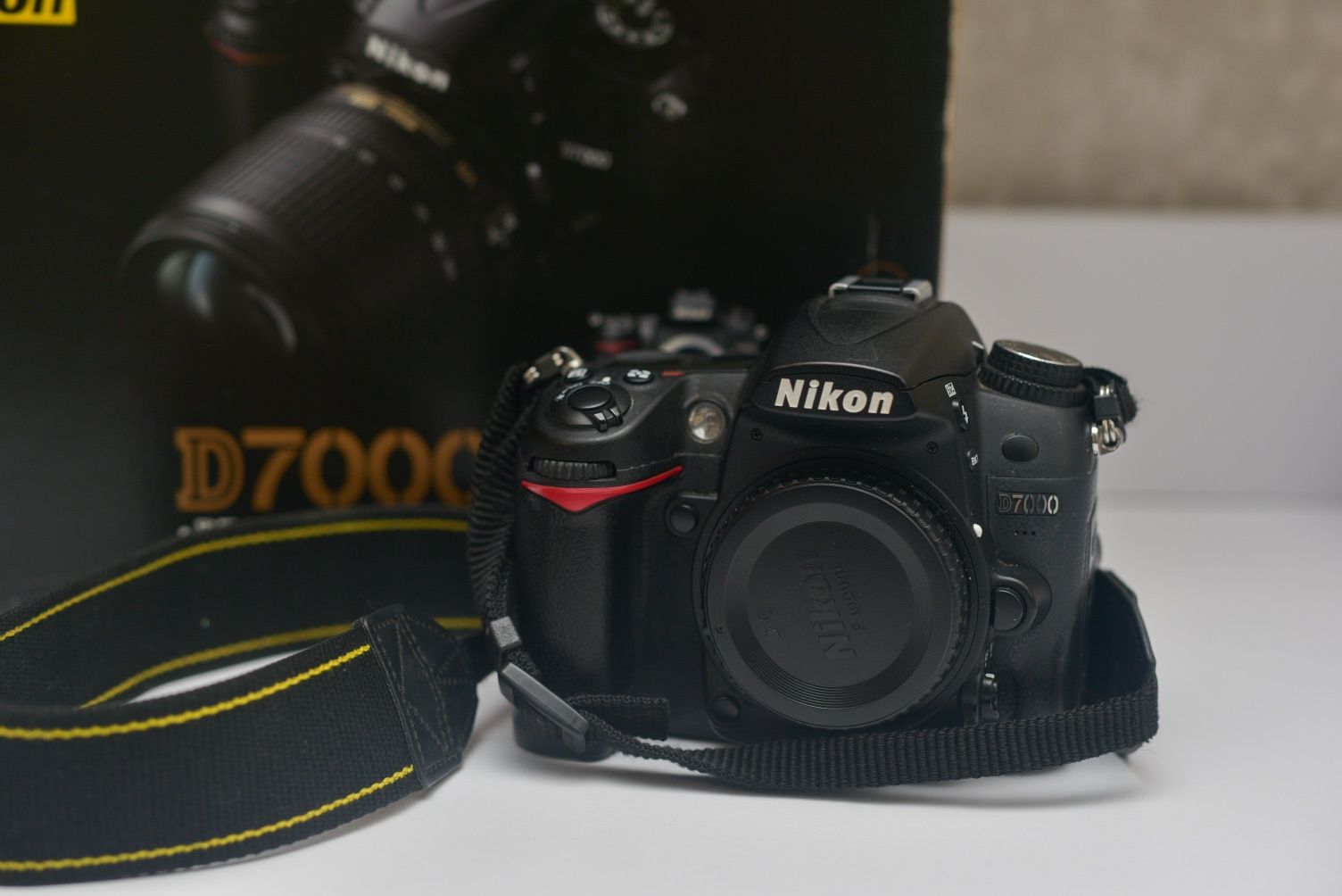 Nikon d7000 body