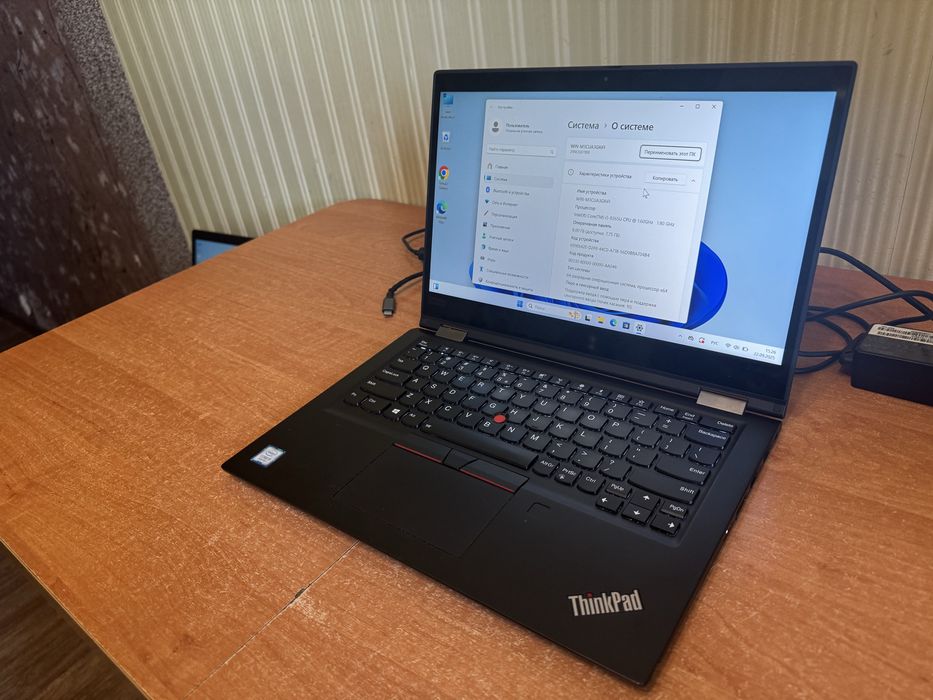 Ноутбук Lenobo X390Yoga core i5 8gen сенсорний
