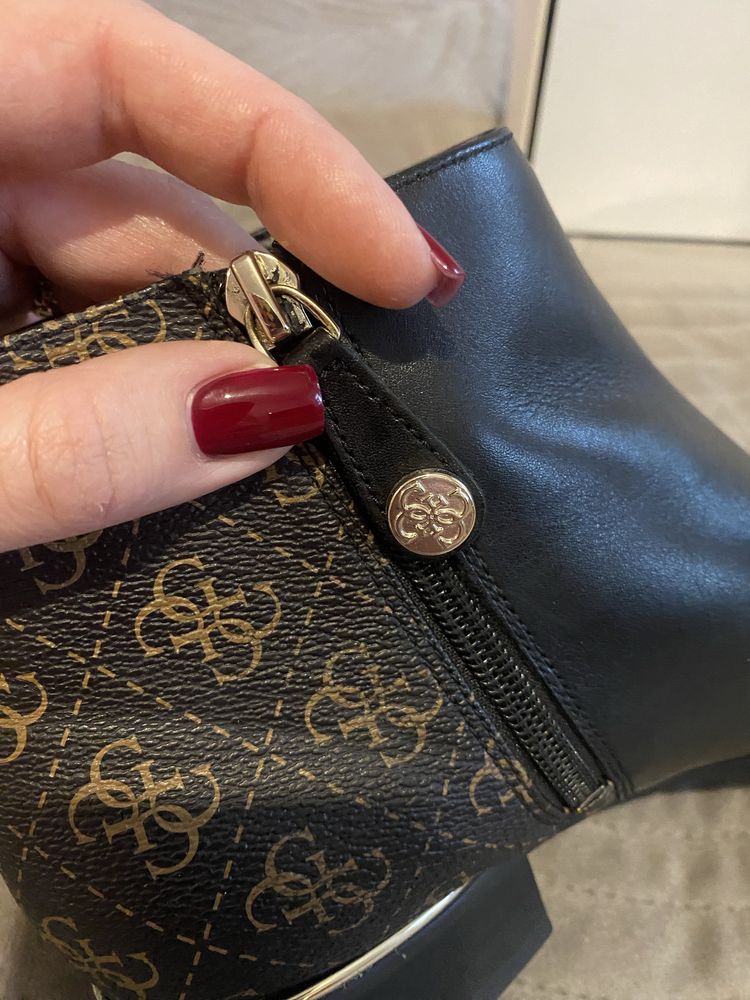 Ботинки женские Guess 39 размер