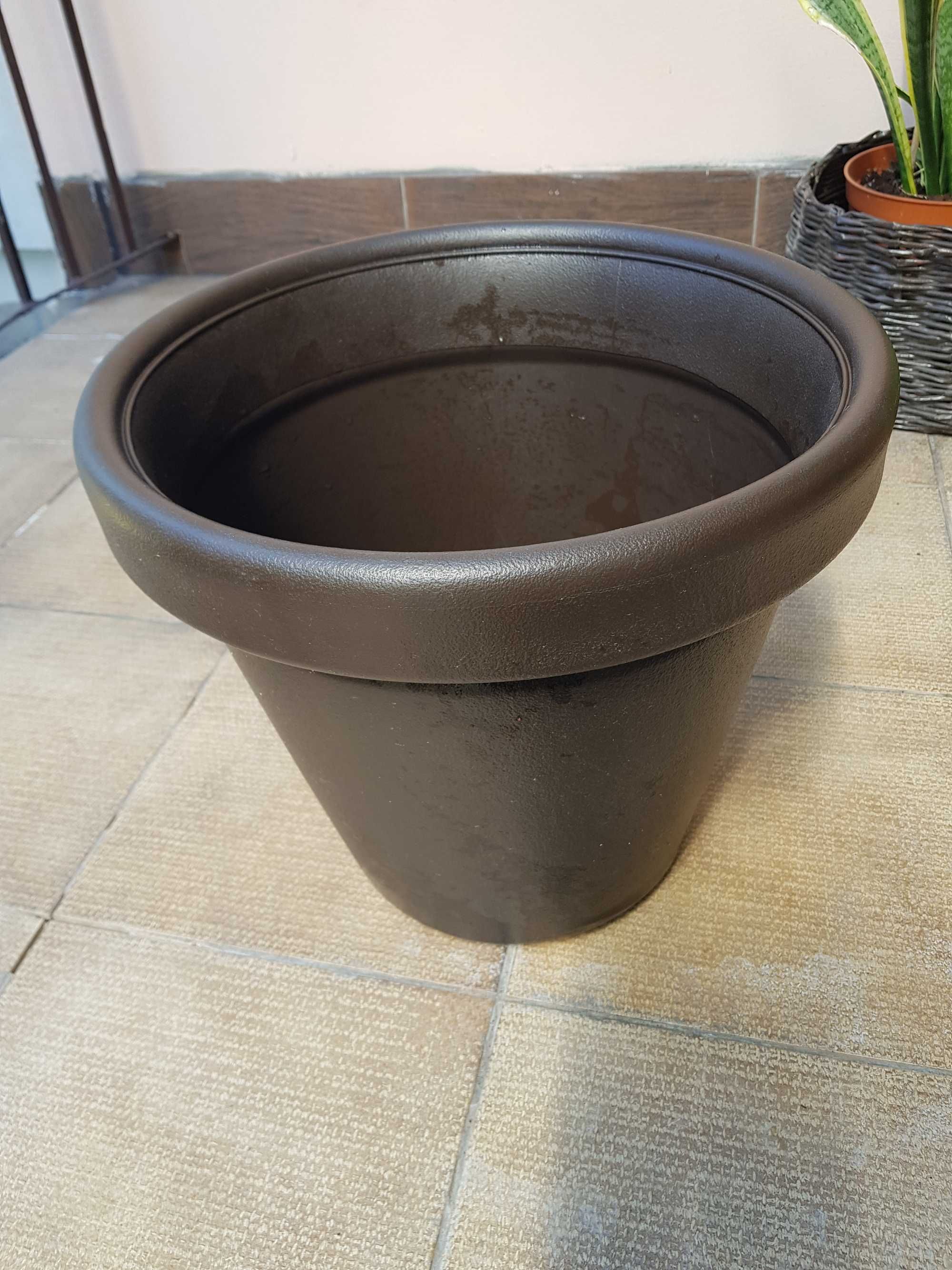 Donica ogrodowa tarasowa  z podstawkiem   38 cm średnica