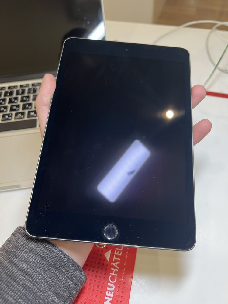 iPad Mini 5 64gb Wi-Fi