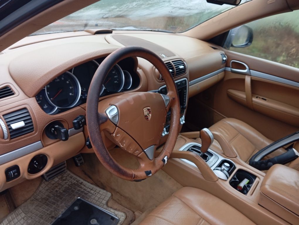 Porsche Cayenne 4,5 Benzyna V8 20 Cali Felga