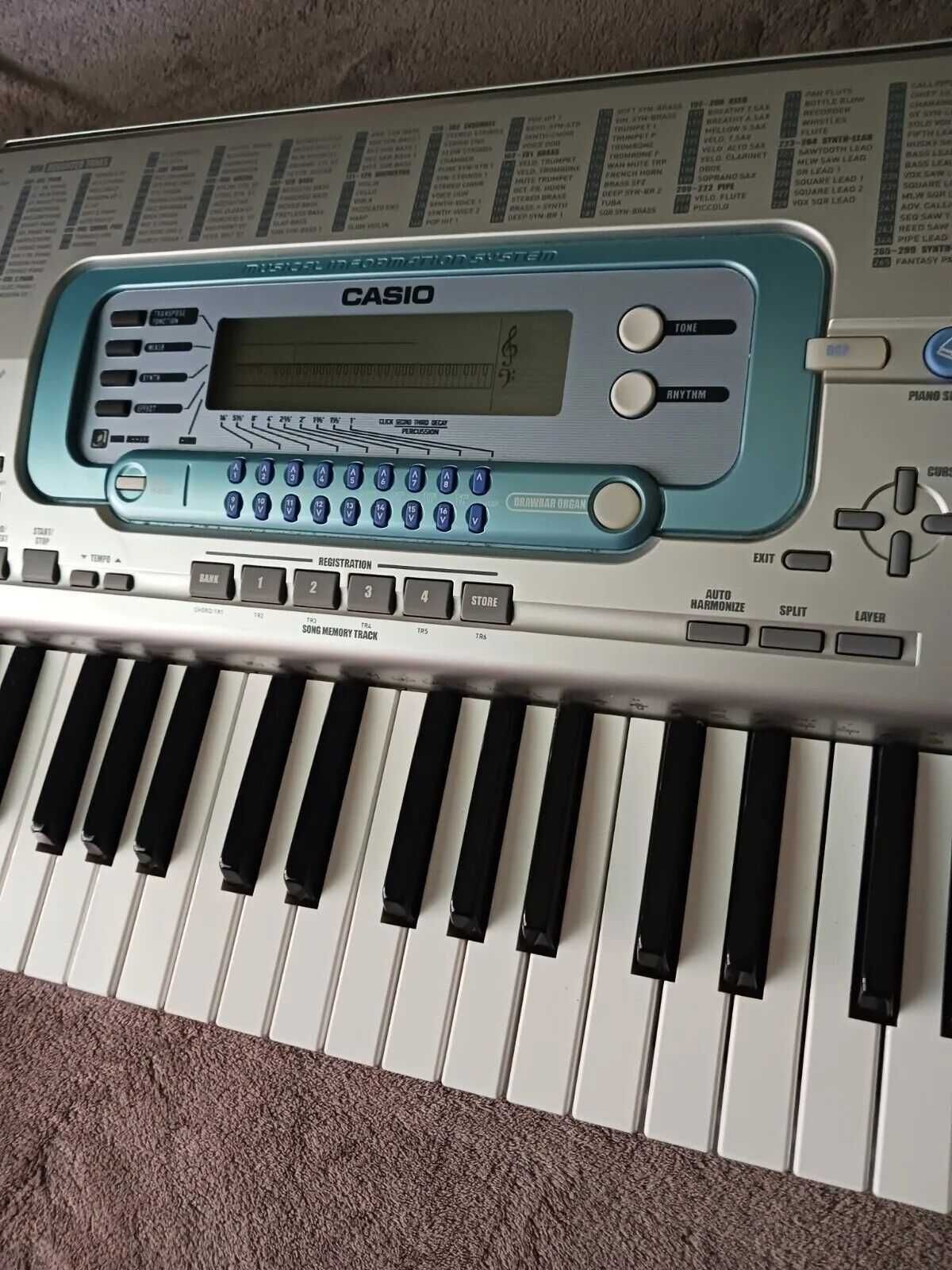 Синтезаторы  Casio WK-200,WK-3000 76 клавиш динамика обучение