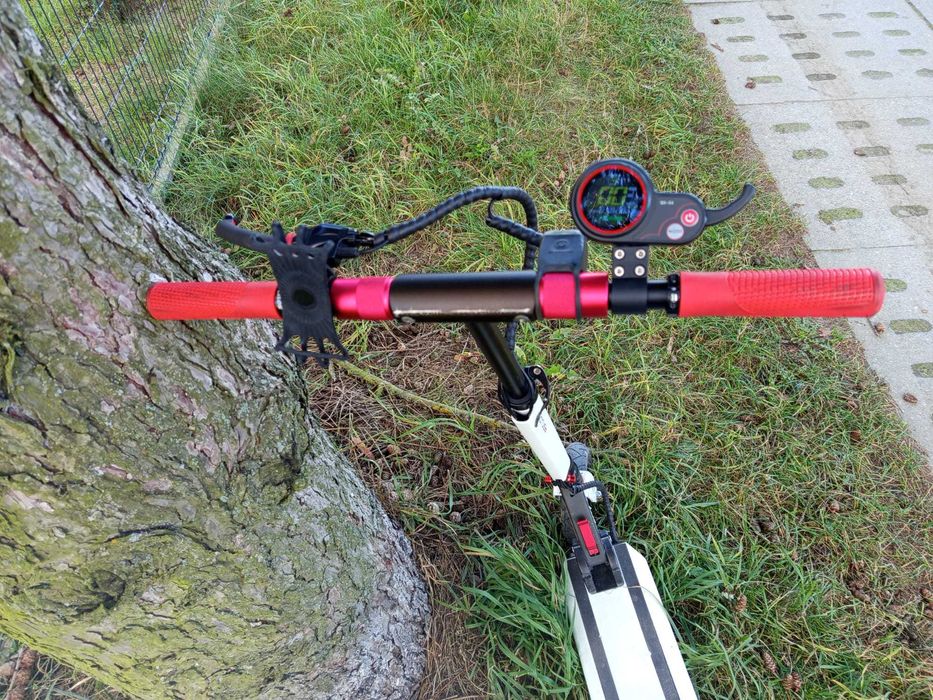 hulajnoga elektryczna Motus pro lite 8.5 cala [techlife x5]