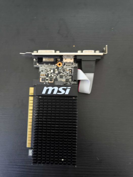 Placa gráfica GT 710