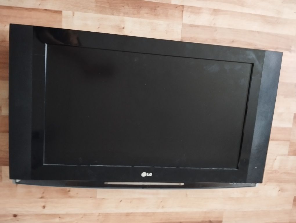 Sprzedam telewizor LG