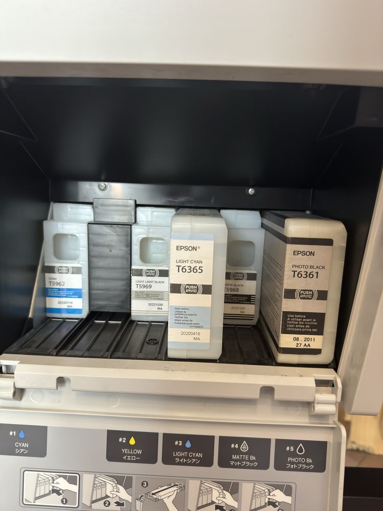 Epson stylus pro 7890 плотер принтер