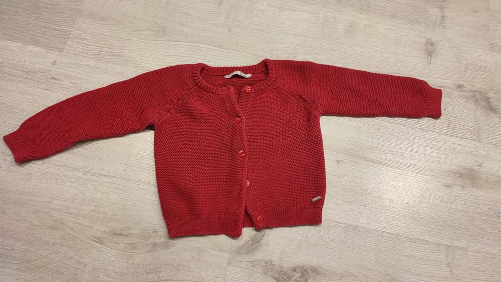 Sweterek Reserved 86
