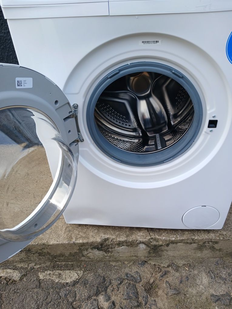 продам нову пральну машину на сім кілограм. держава виготовленя турція