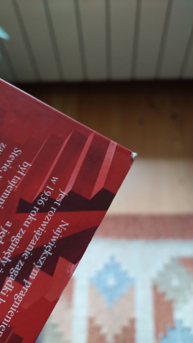 książki Nieodgadniony części 1-4 Maureen Johnson