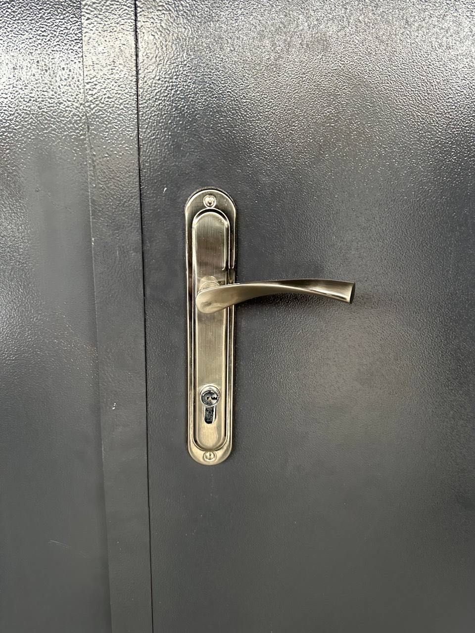 Двері металеві якісні