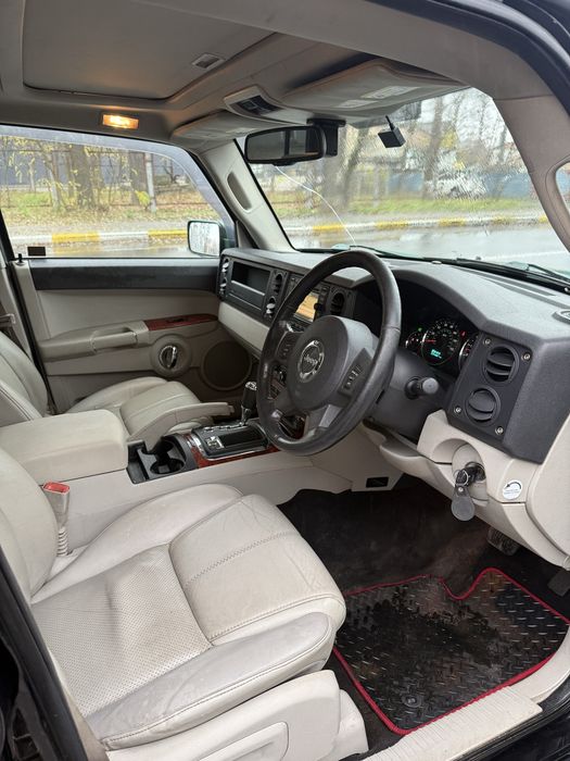 Jeep Commander 3.0 дизель автомат 2006 год 4*4
