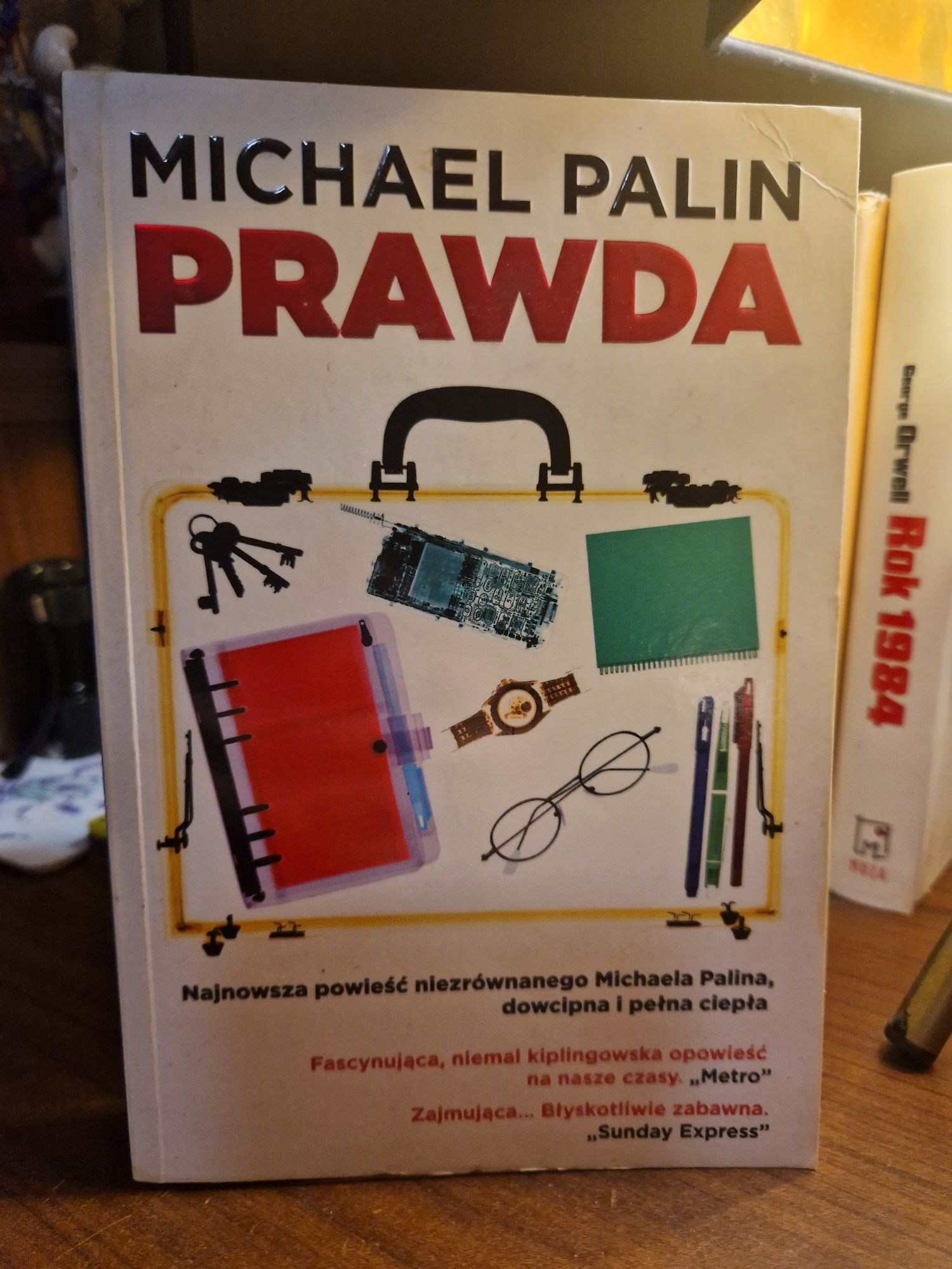 Prawda, Michael Palin